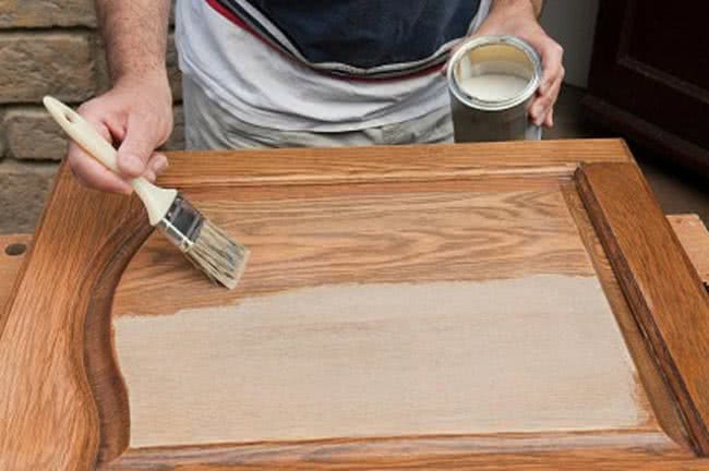 Как выбрать материалы для правильной обработки древесины