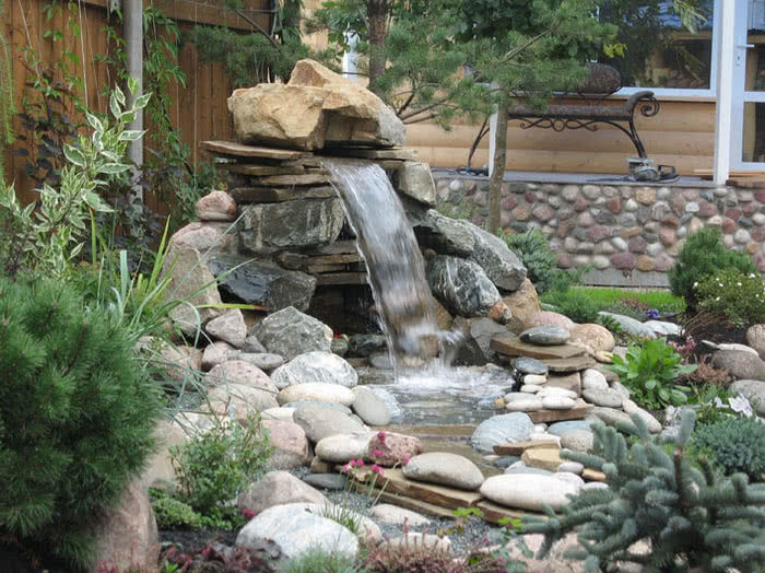 Декоративные фонтаны для сада