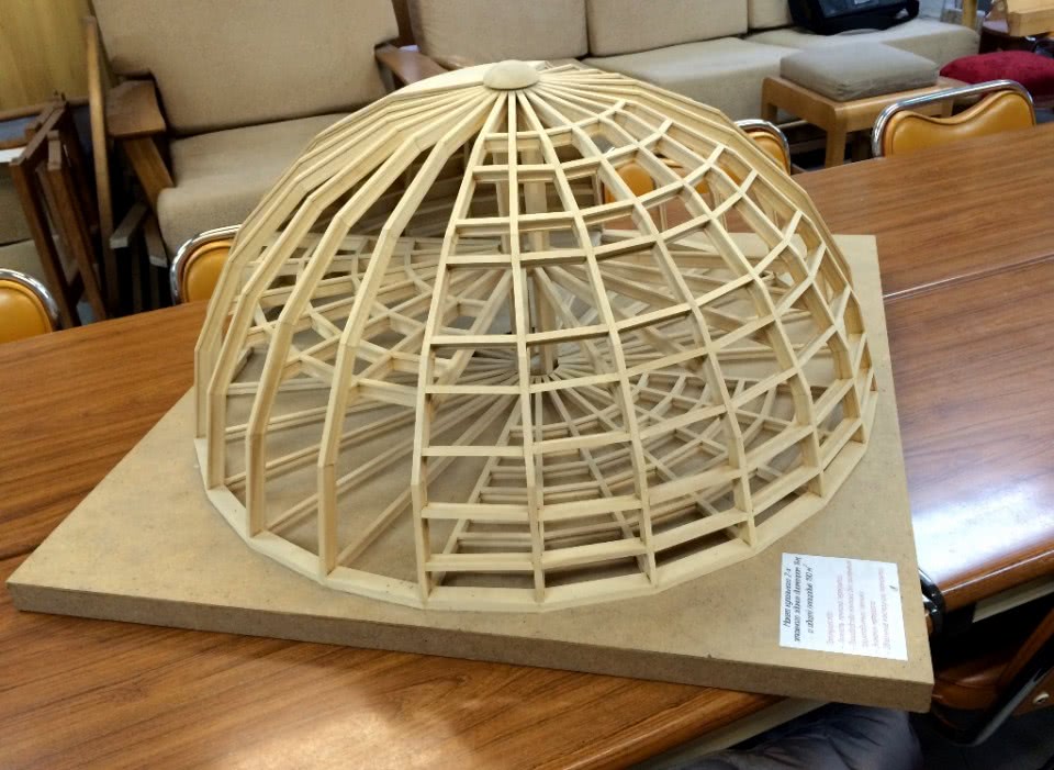 Макет каркаса стратосферического купола