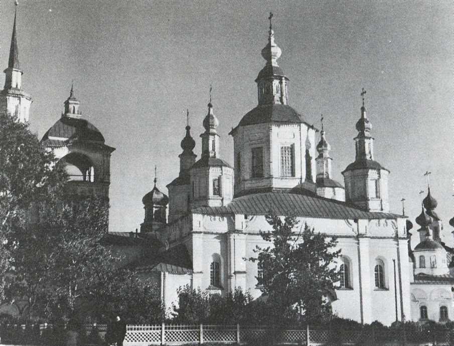 Успенский собор. Вид с северной стороны